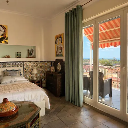 Guest house Attico 4*