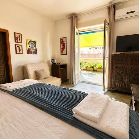 Guest house Attico 4*